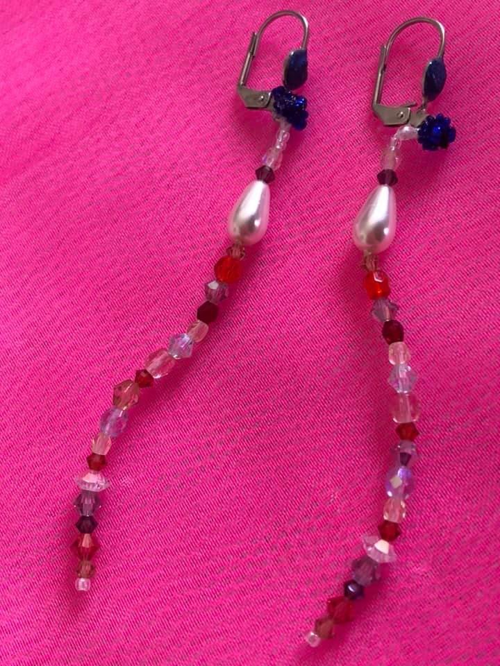 Boucles d’oreilles perles nacrées, cristal Bohème et cristal Swarovski