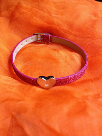 Bracelet réglable rose avec coeur