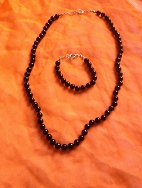 Parure collier noir et bracelet noir