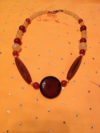 Collier corne