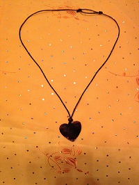 Collier coeur émaillé cordon coton