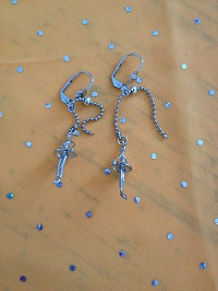 Boucles d'oreille percées danseuses